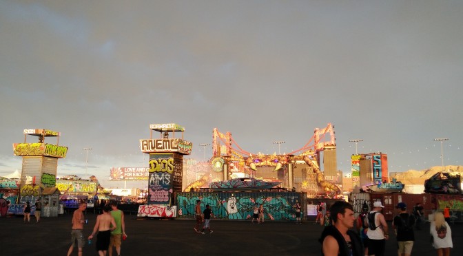 Electric Daisy Carnival Day One: Scoping Out the Grounds